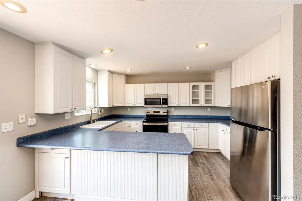 4674 S Estes Street Littleton CO 80123