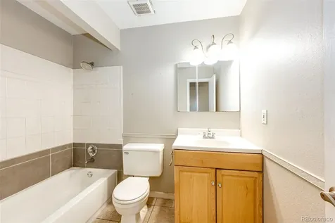 4674 S Estes Street Littleton CO 80123