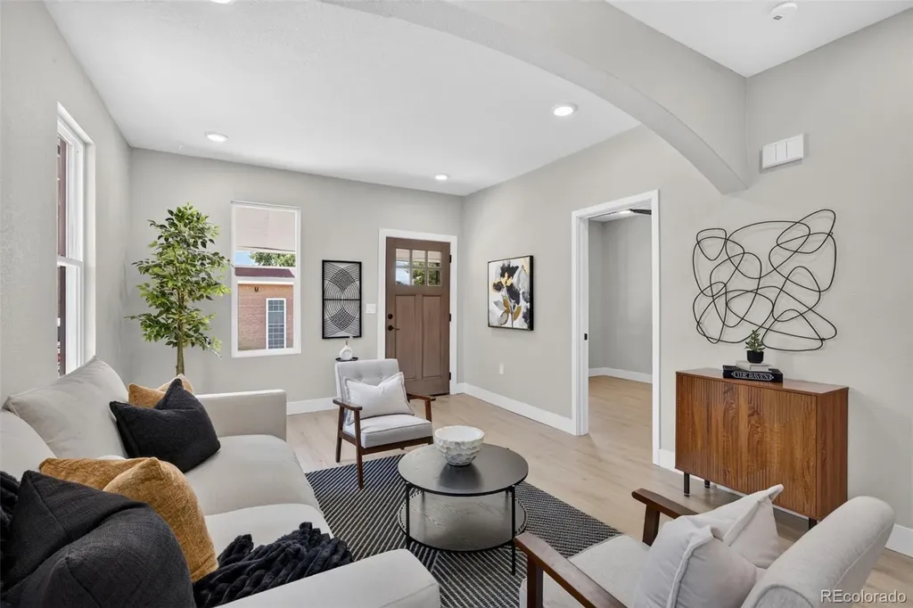 4432 Lincoln Street Denver CO 80216