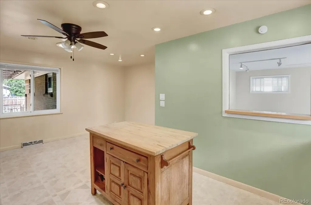 5448 S Julian Street Littleton CO 80123