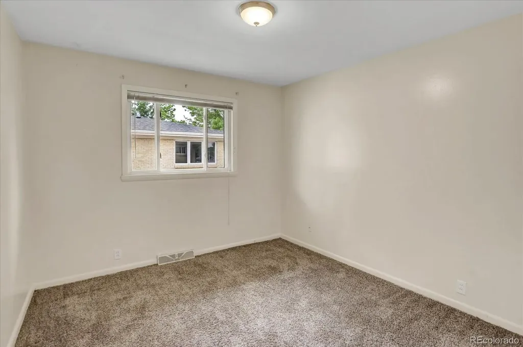 5448 S Julian Street Littleton CO 80123