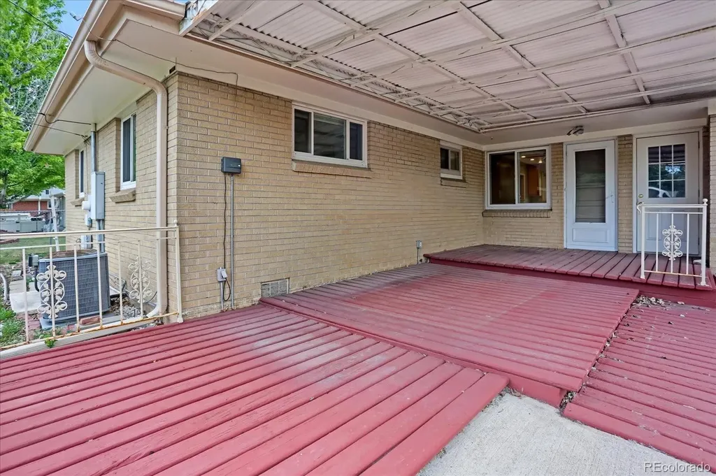 5448 S Julian Street Littleton CO 80123