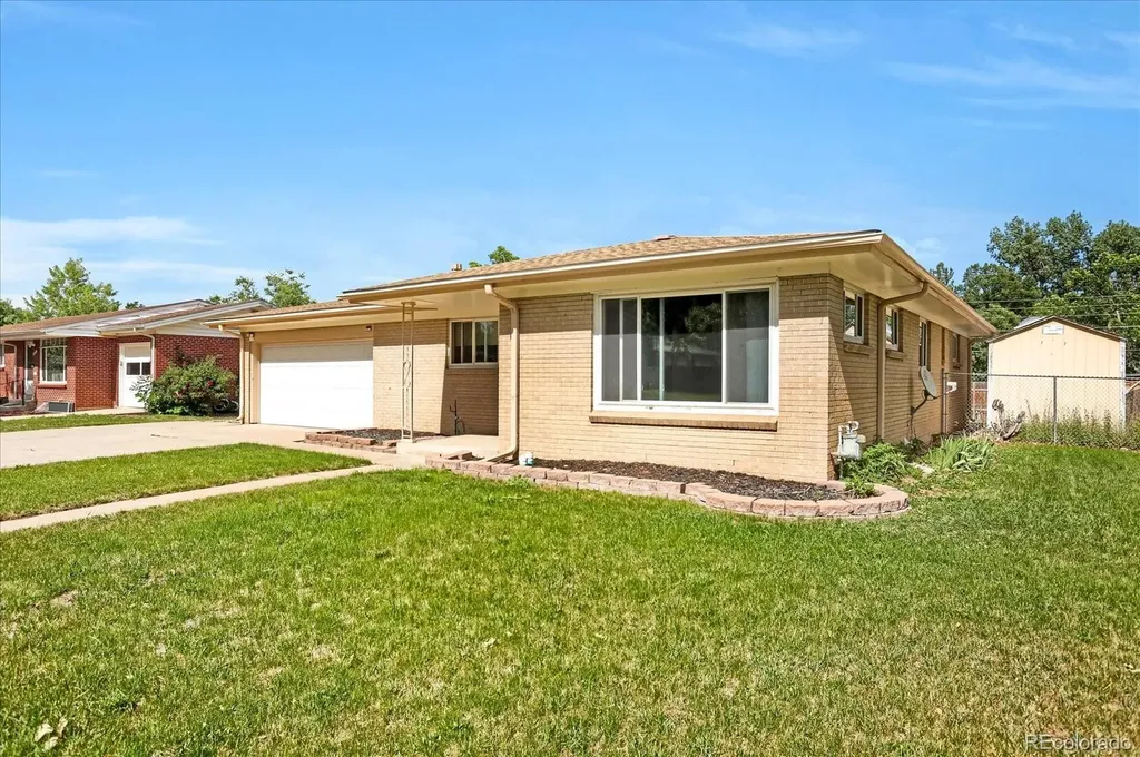 5448 S Julian Street Littleton CO 80123