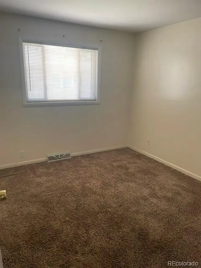 5448 S Julian Street Littleton CO 80123