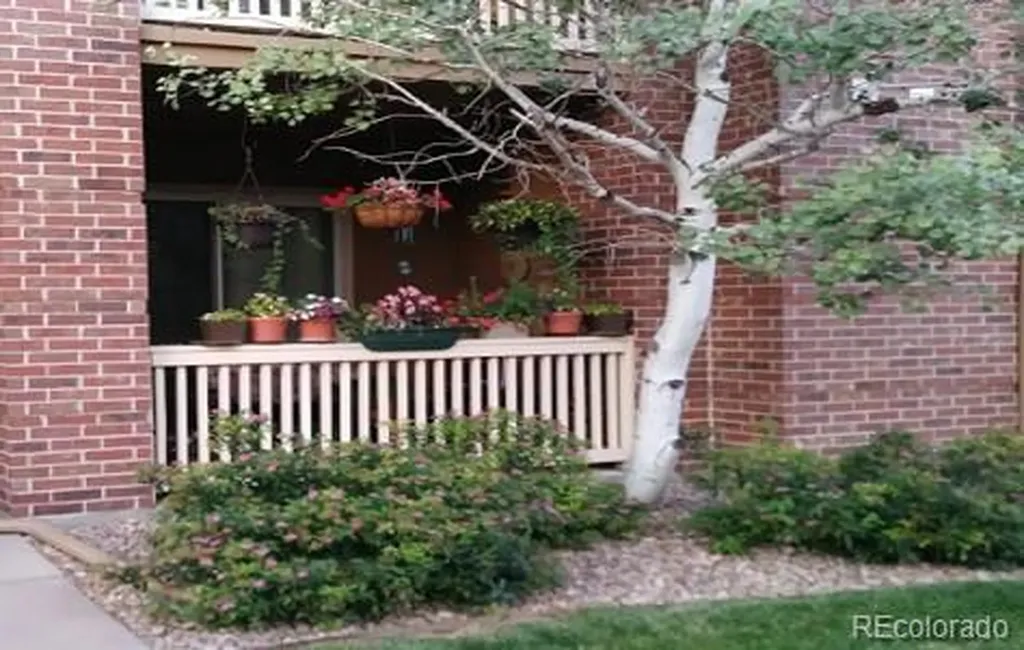 1691 W Canal Circle Littleton CO 80120