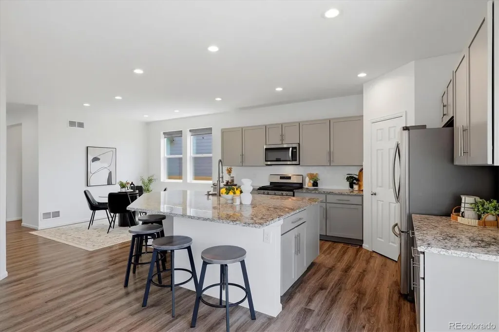 4777 Jasper Street Denver CO 80239
