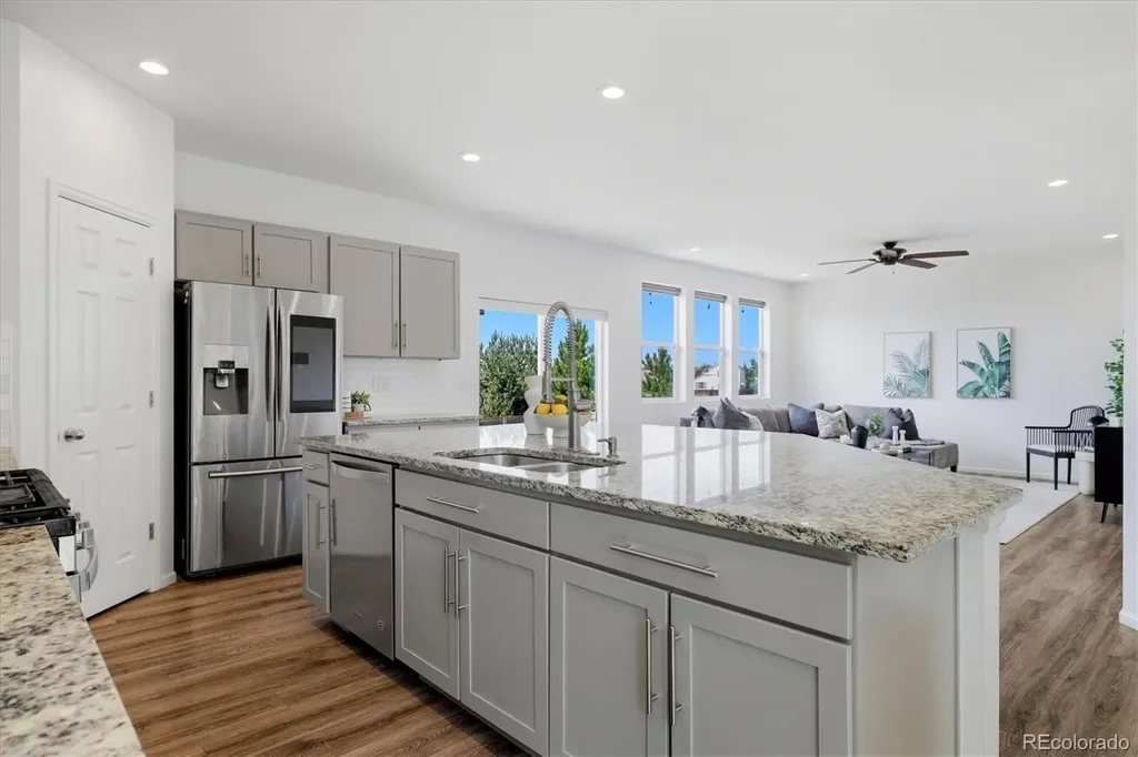 4777 Jasper Street Denver CO 80239