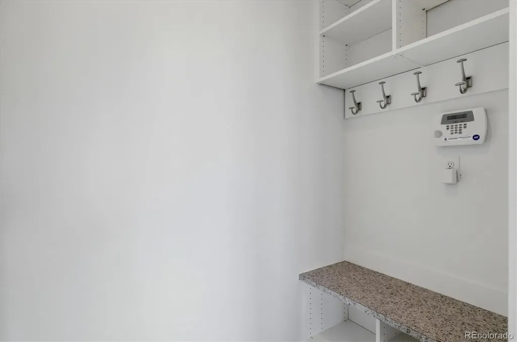 4777 Jasper Street Denver CO 80239