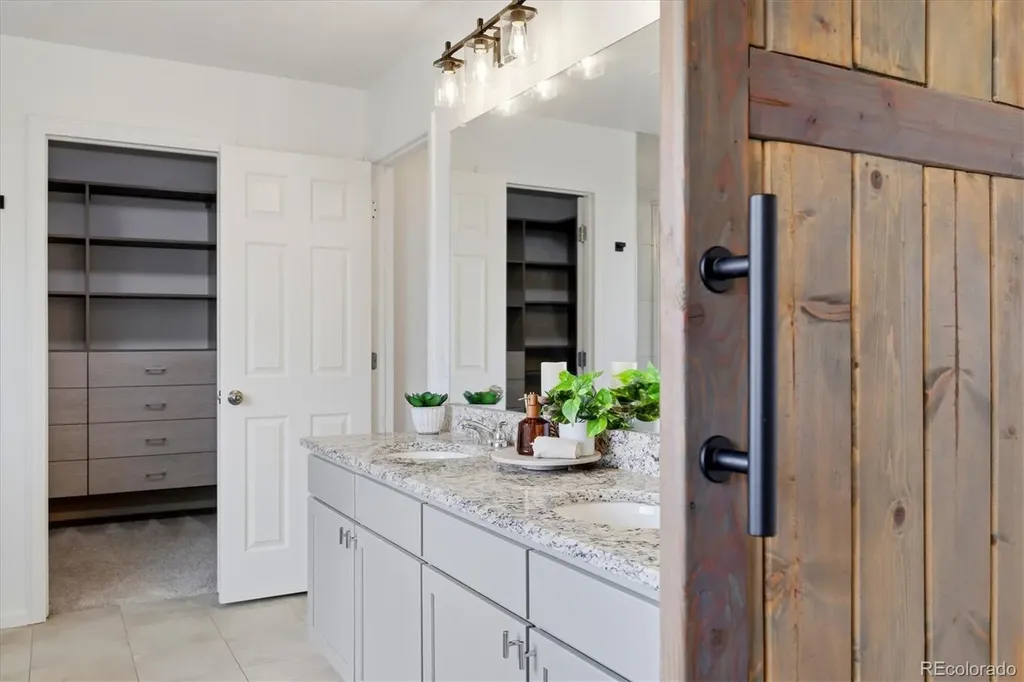 4777 Jasper Street Denver CO 80239
