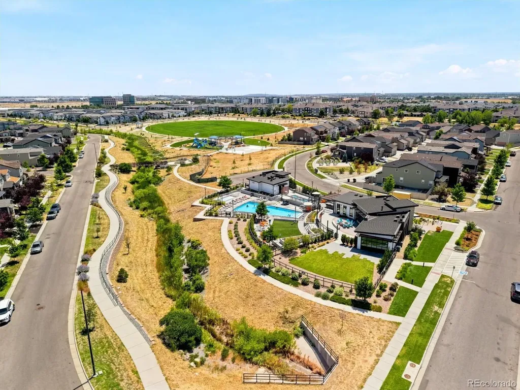 4777 Jasper Street Denver CO 80239