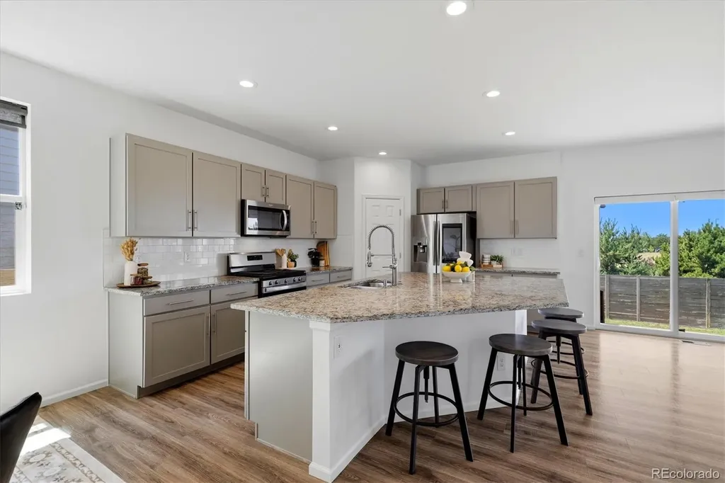 4777 Jasper Street Denver CO 80239