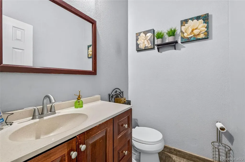 9606 Lansing Circle Commerce City CO 80022