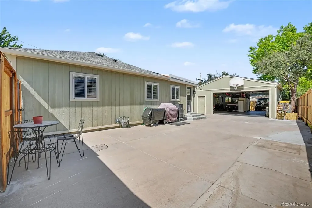 1930 Kendall Street Lakewood CO 80214