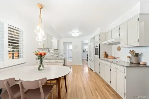 215 Oakland Street Aurora CO 80010