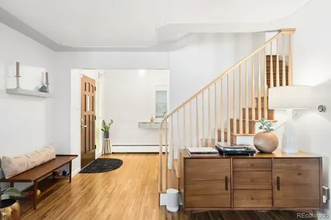 215 Oakland Street Aurora CO 80010