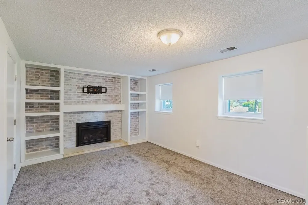 8755 W 95th Avenue Broomfield CO 80021