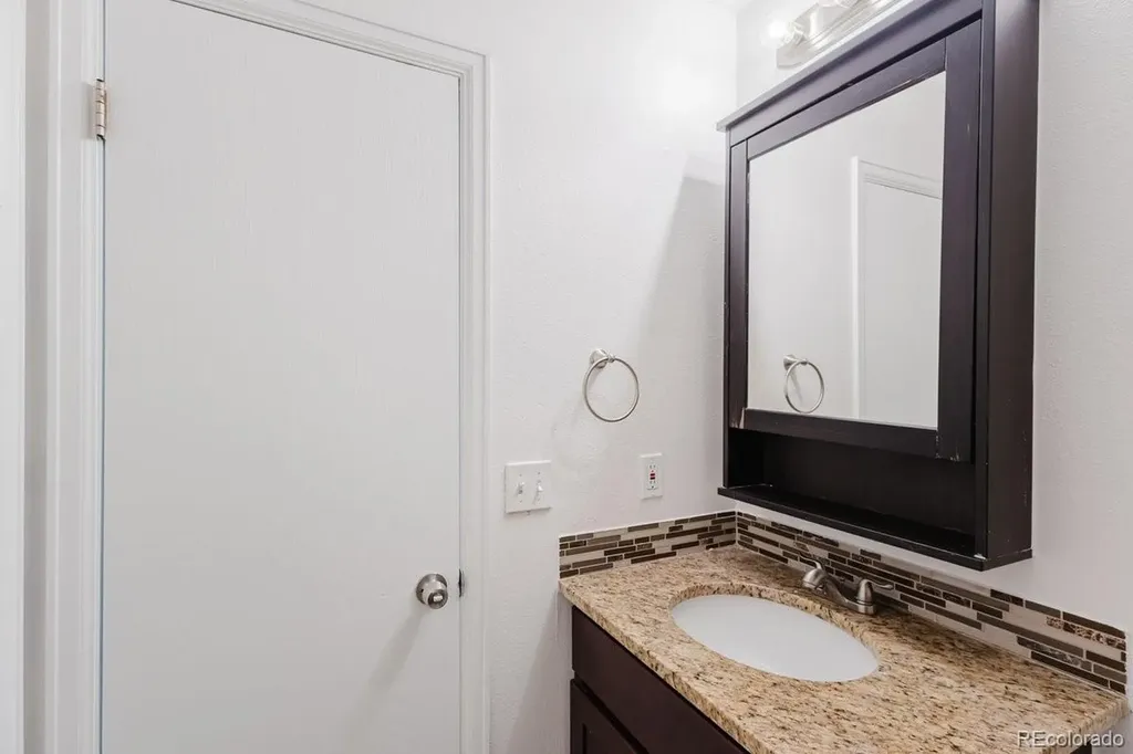 8755 W 95th Avenue Broomfield CO 80021