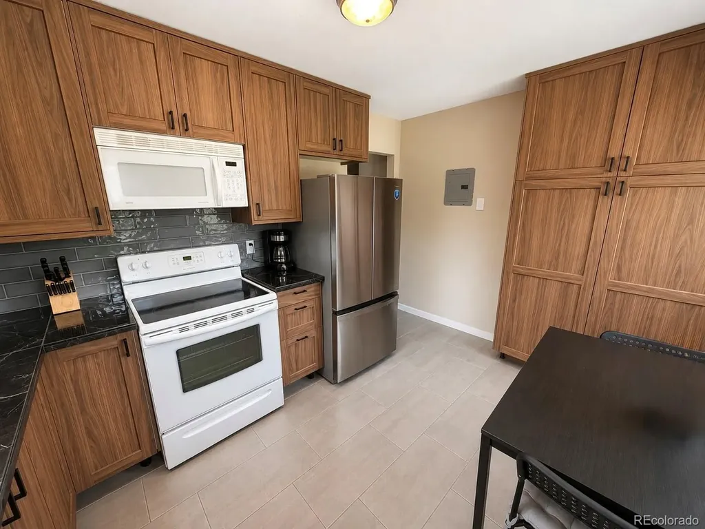 9725 W 41st Avenue Wheat Ridge CO 80033