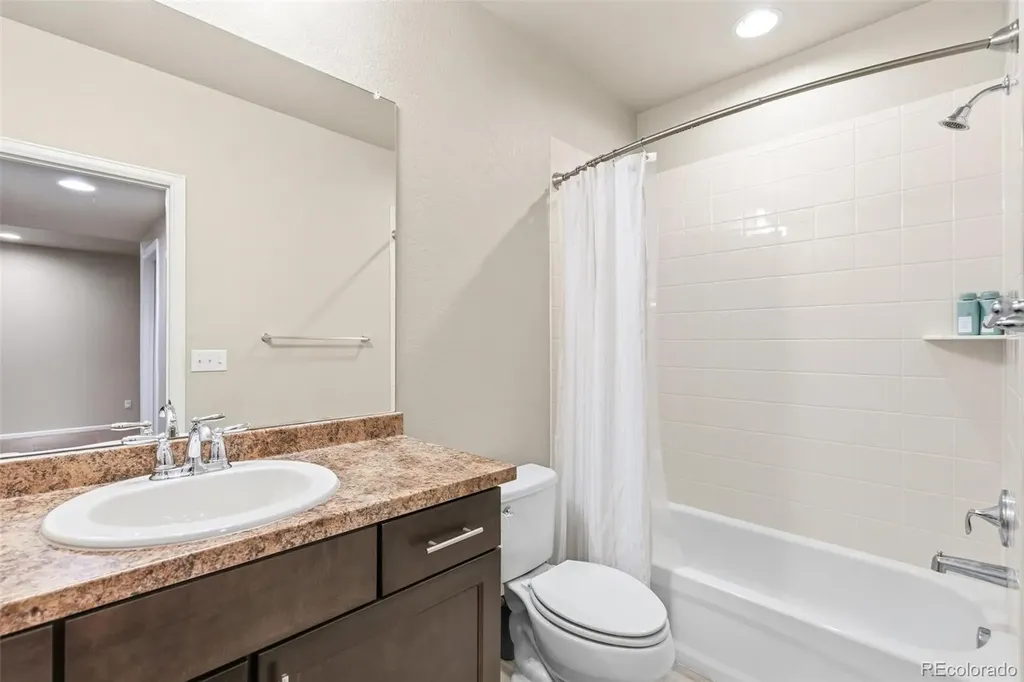 5485 W 73rd Place Arvada CO 80003
