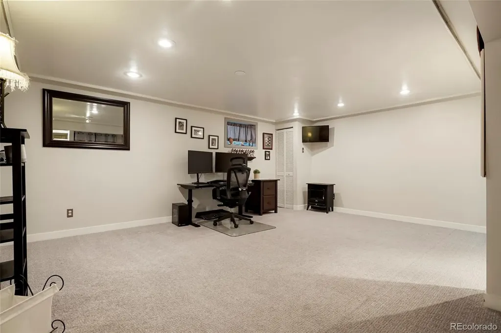 2741 S Salida Way S Aurora CO 80013