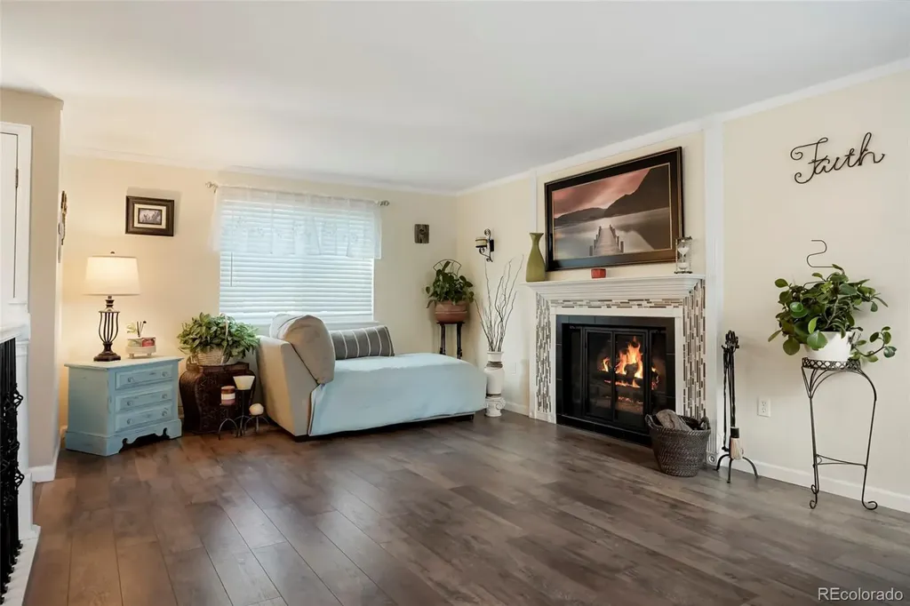 2741 S Salida Way S Aurora CO 80013