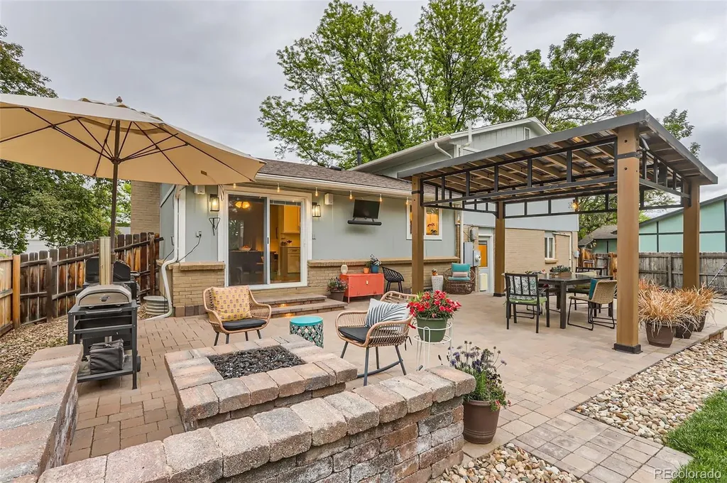 6427 W 82nd Drive Arvada CO 80003