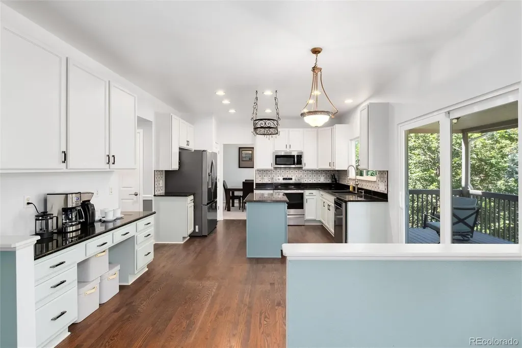 2073 Maples Place Littleton CO 80129