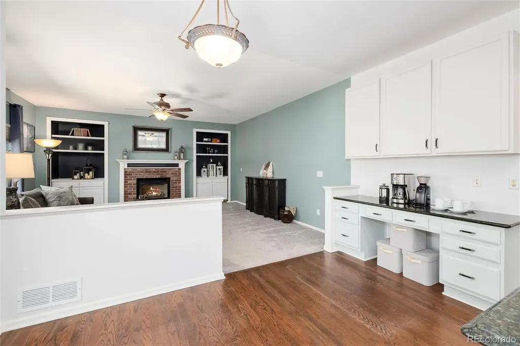 2073 Maples Place Littleton CO 80129