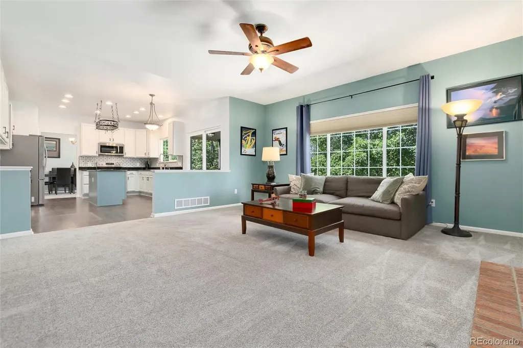 2073 Maples Place Littleton CO 80129