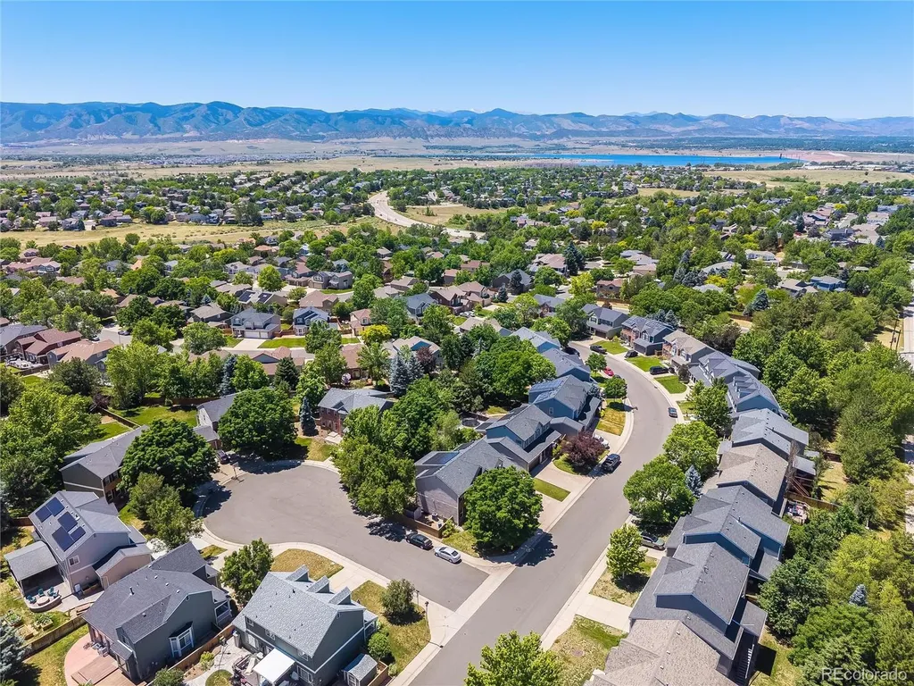 2073 Maples Place Littleton CO 80129