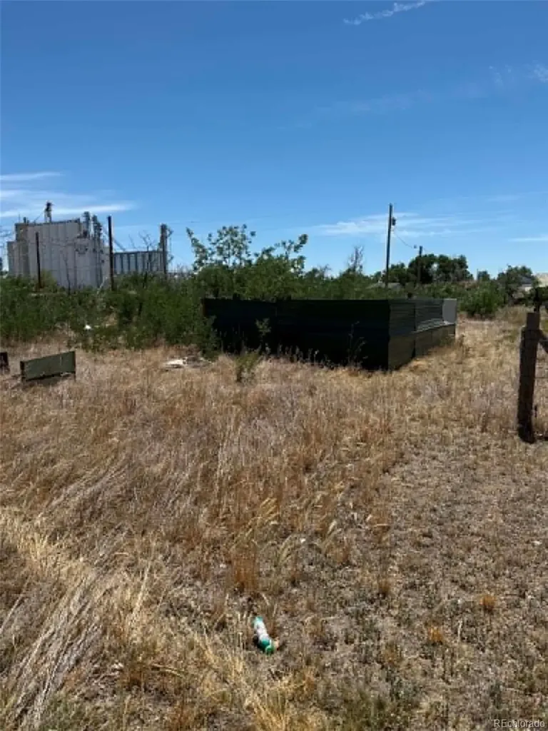 406 Second Street Roggen CO 80652