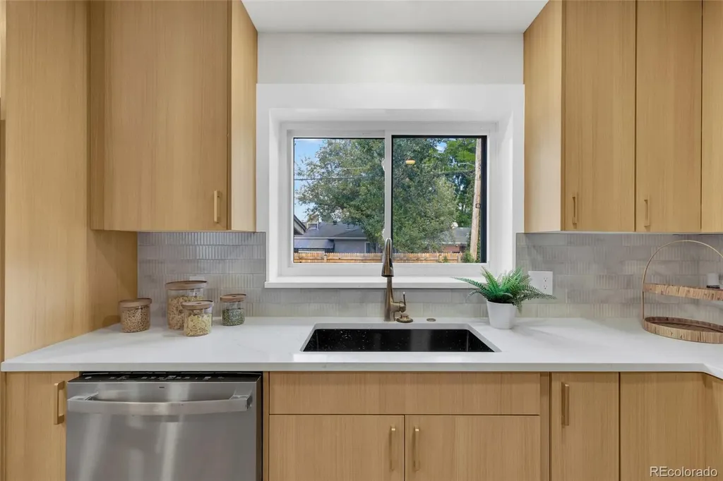 1170 S Gray Street Denver CO 80232