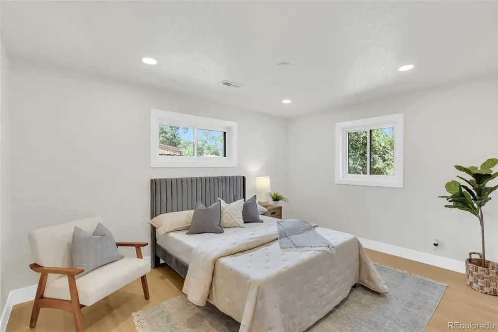 1170 S Gray Street Denver CO 80232