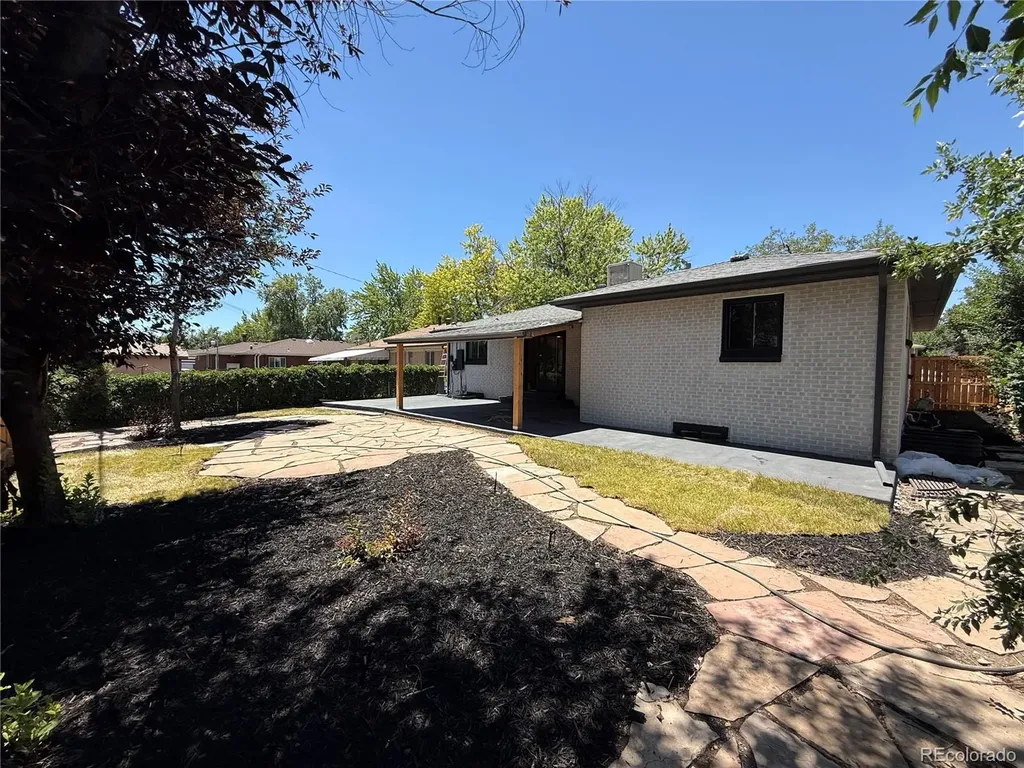 1170 S Gray Street Denver CO 80232