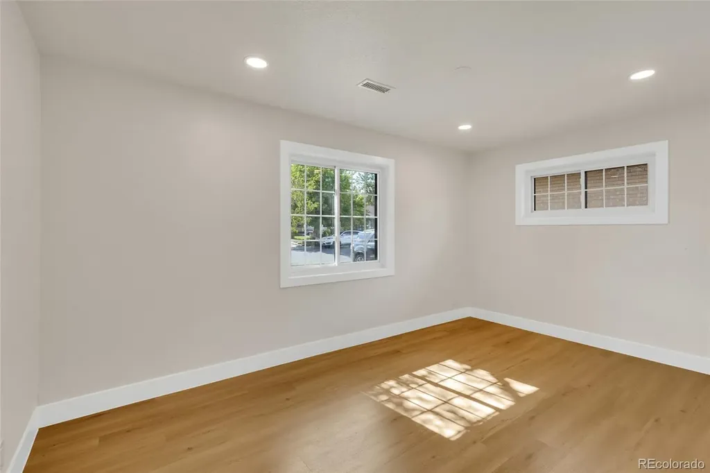 1170 S Gray Street Denver CO 80232