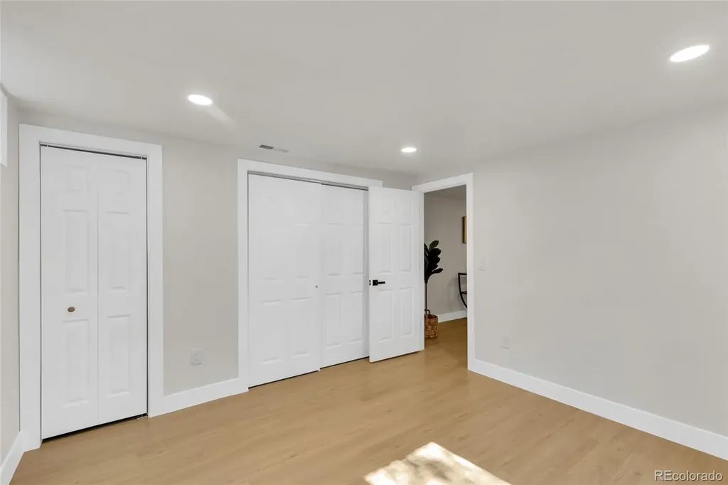 1170 S Gray Street Denver CO 80232