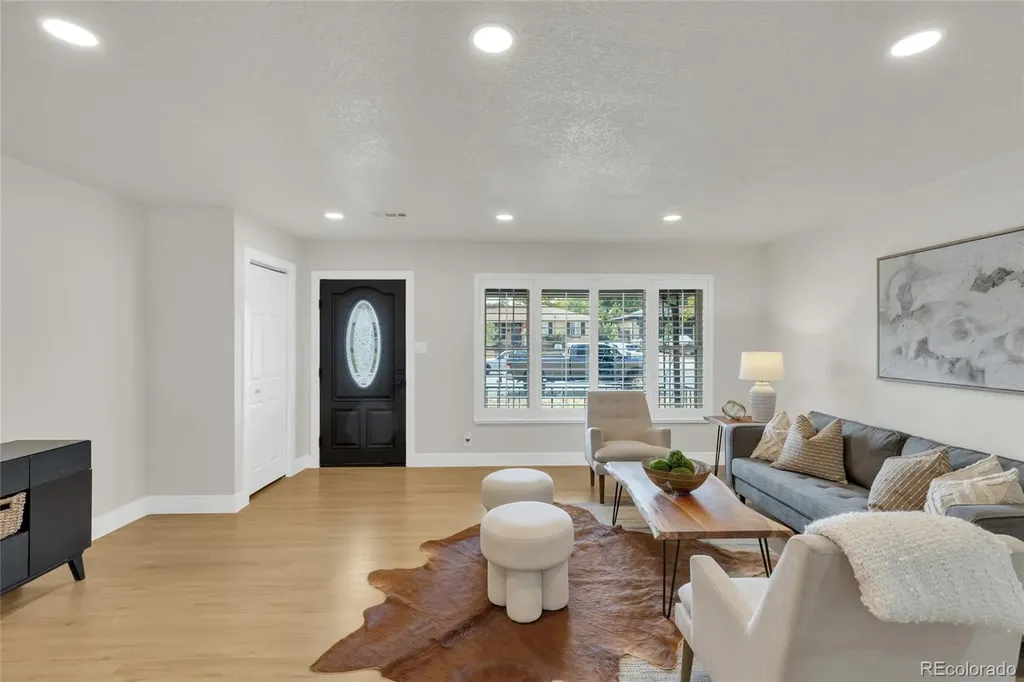 1170 S Gray Street Denver CO 80232