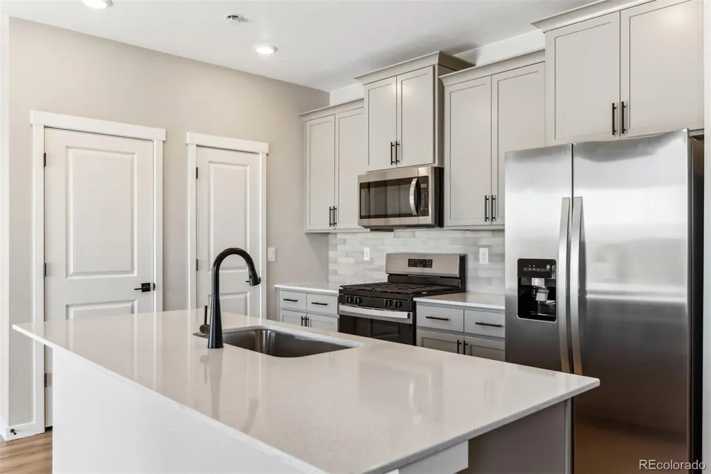 9371 Truckee Court Commerce City CO 80022