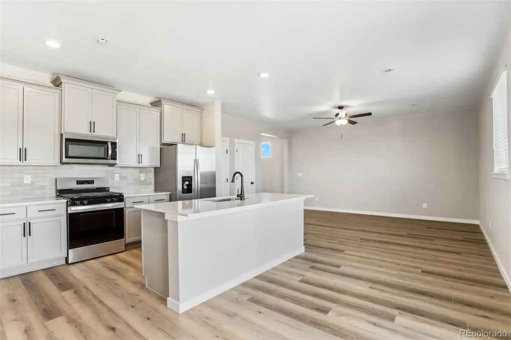 9371 Truckee Court Commerce City CO 80022
