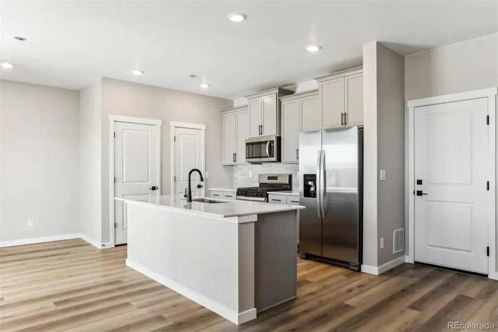 9371 Truckee Court Commerce City CO 80022