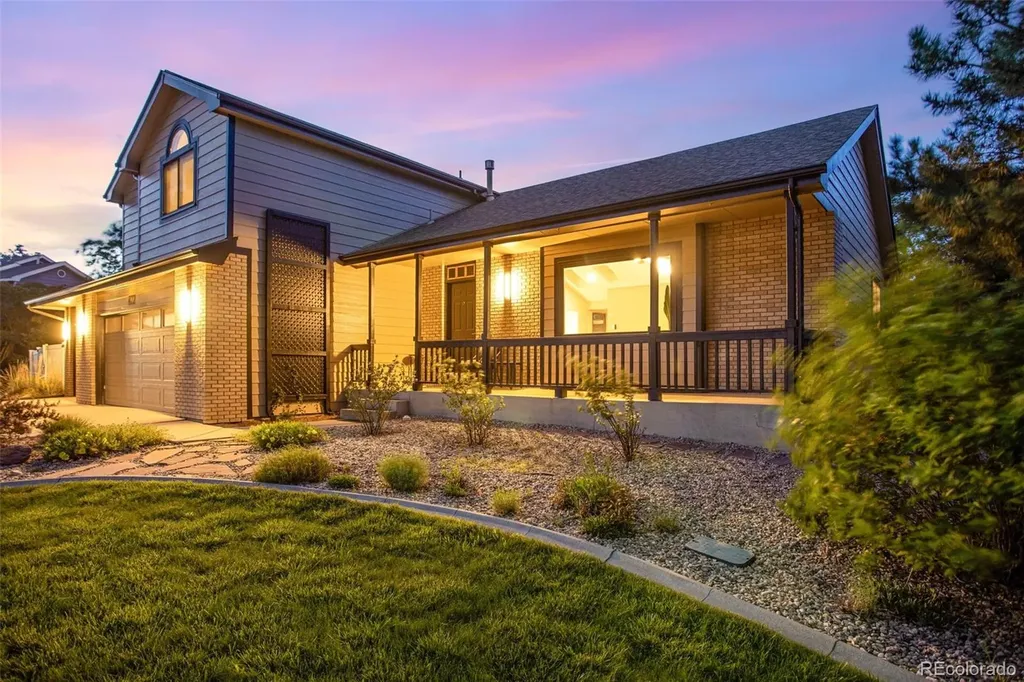 422 Hillsboro Court N Fort Collins CO 80525
