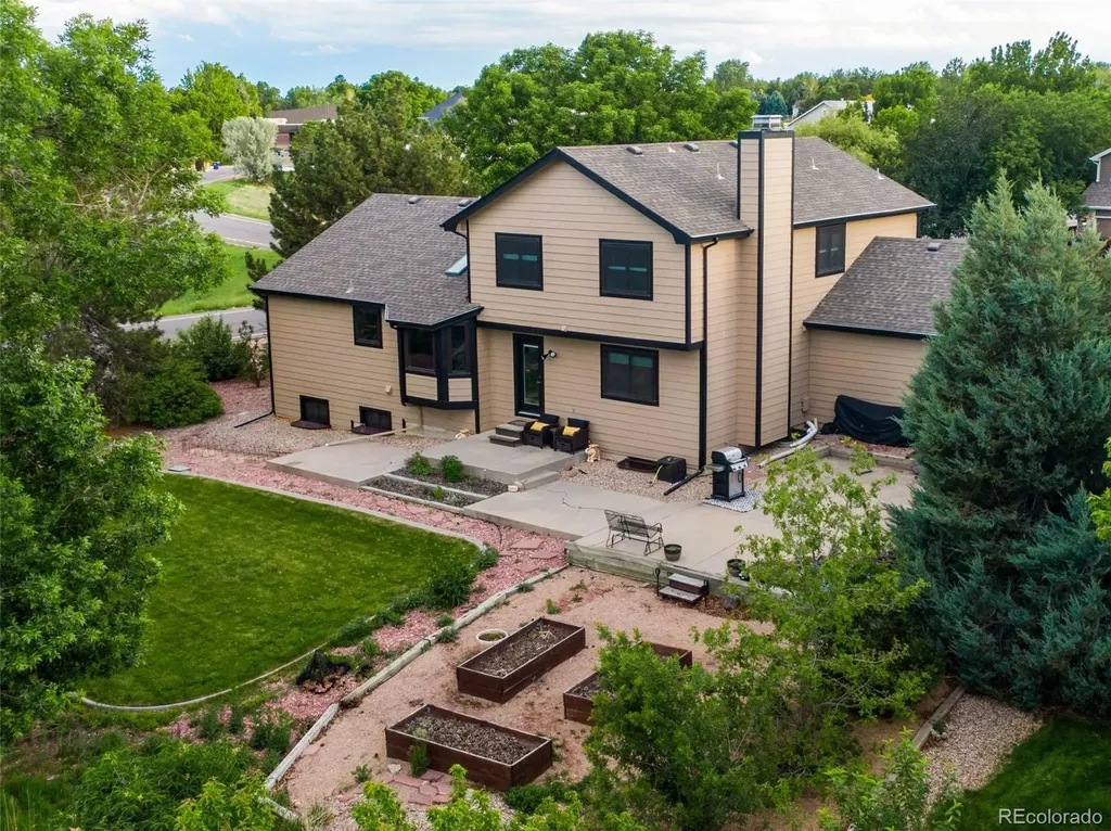 422 Hillsboro Court N Fort Collins CO 80525