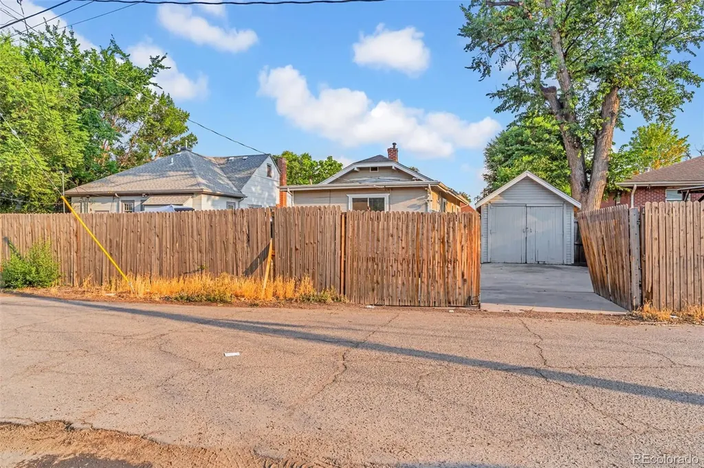 1323 8th Street Greeley CO 80631