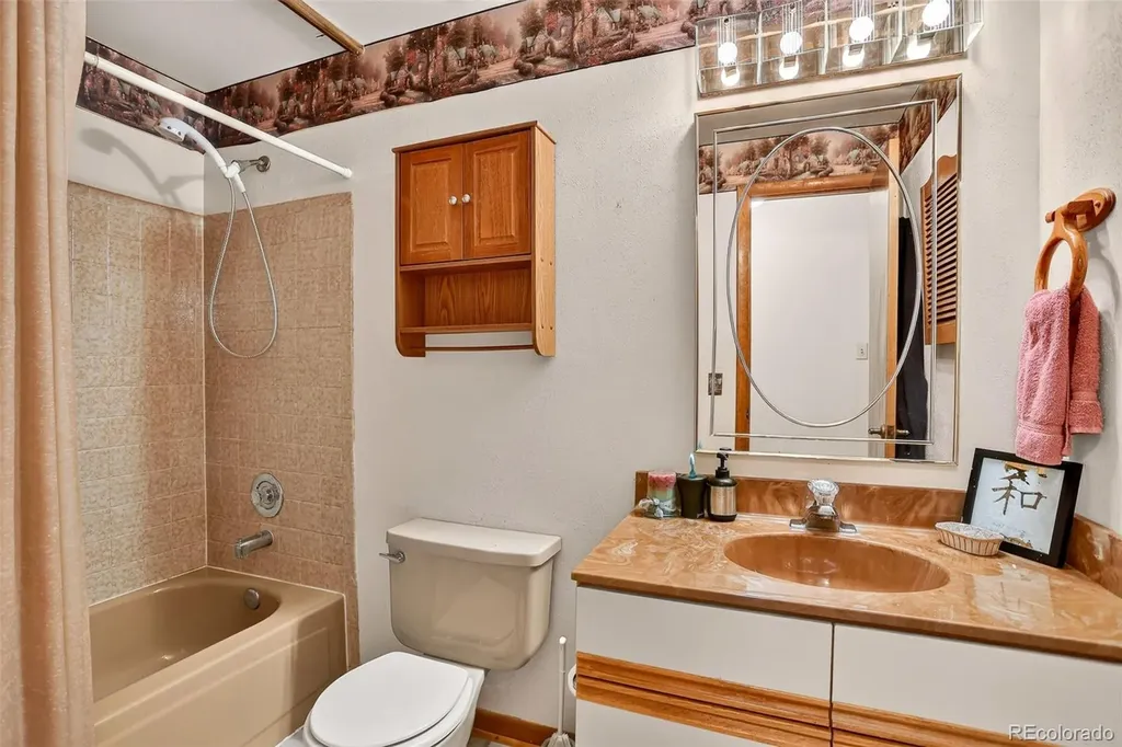 6630 W 73rd Avenue Arvada CO 80003