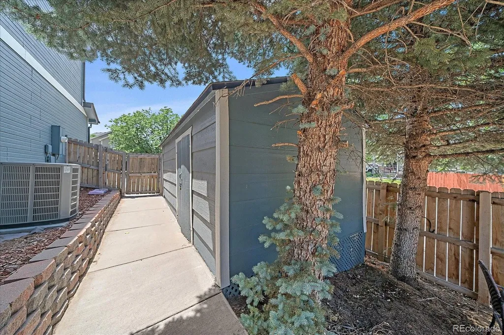 10518 Bellaire Street Denver CO 80233