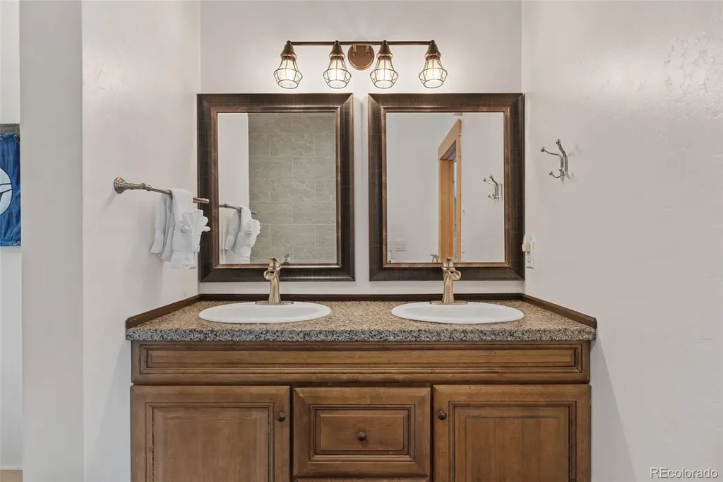 52 Coot Place Alma CO 80420