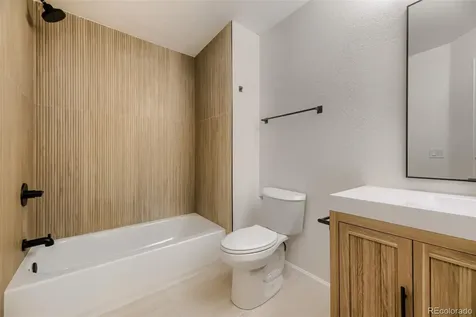2025 Oakcrest Circle Castle Rock CO 80104