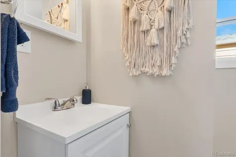 1364 Iola Street Aurora CO 80010
