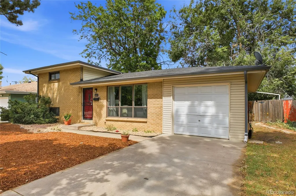 4660 Estes Street Wheat Ridge CO 80033