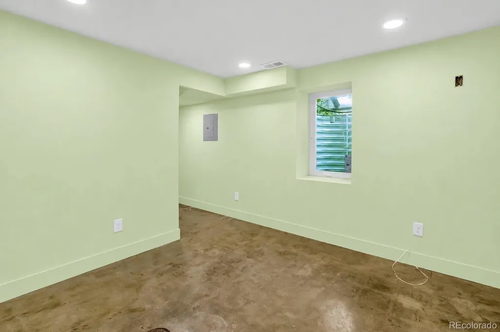 3430 N Harrison Street Denver CO 80205